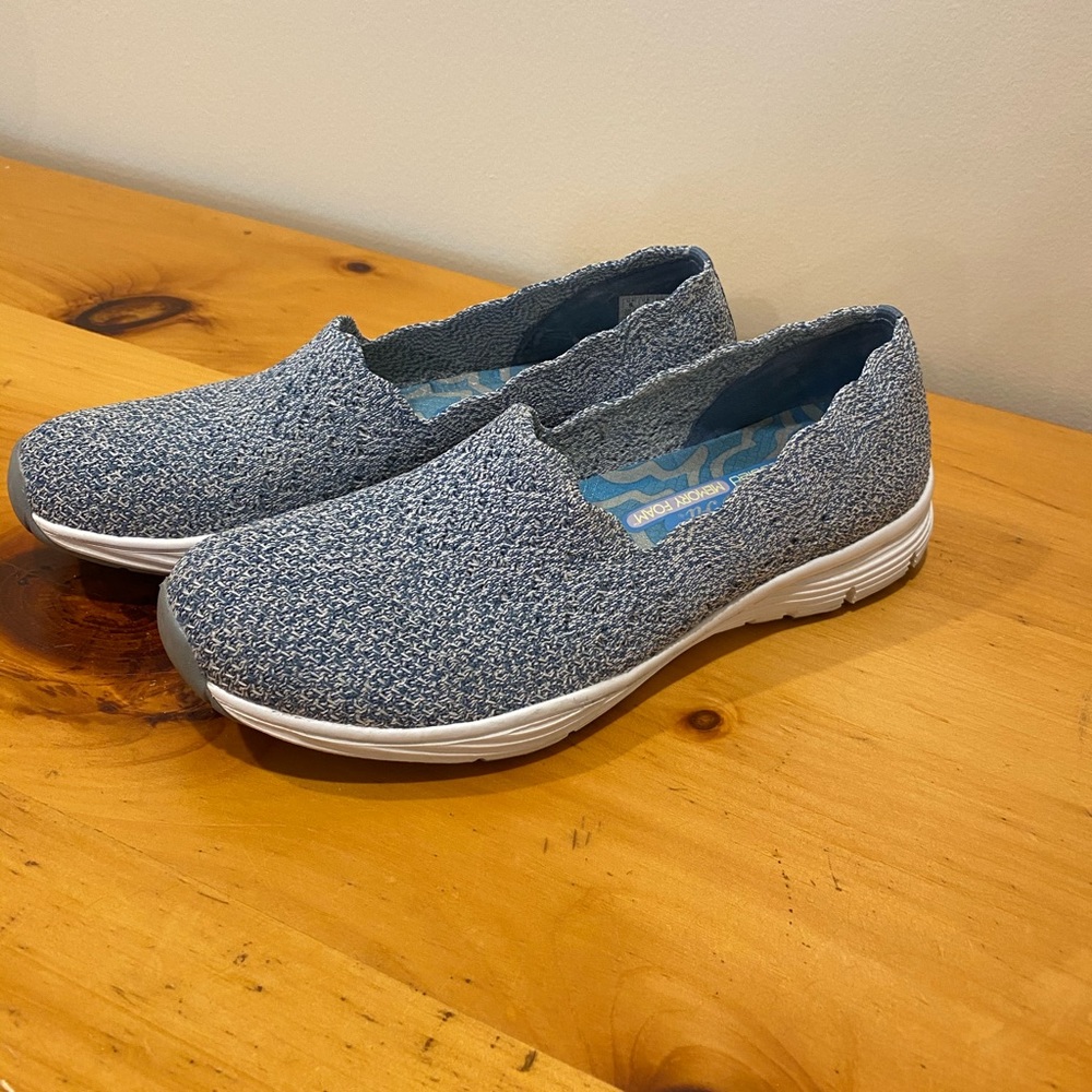 Skechers Air Cooled Memory Foam Slip On Shoes Sz 6
